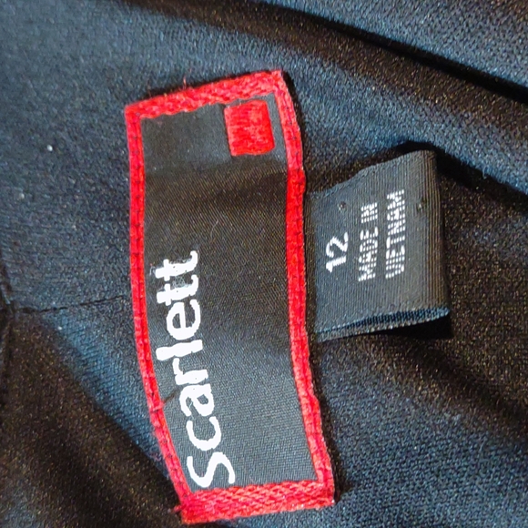 NWOT Woman Dress by Scarlett. Size 12 - Picture 6 of 6